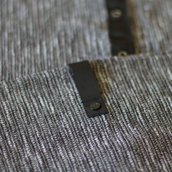 Lululemon Vinyasa Scarf, Coco Pique Black White, New condition w/ tags attached - Picture 12 of 16